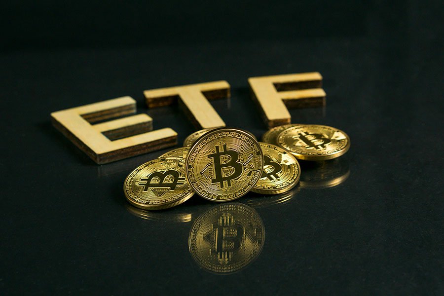 Noul ETF Bitcoin spot al BlackRock depășește 1 miliard de dolari în prima zi mare de tranzacționare